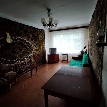 Продам квартиру вул.Микитюка