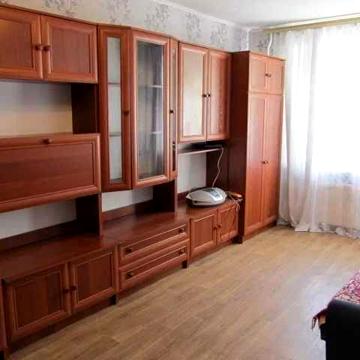 Здається квартира центр ()