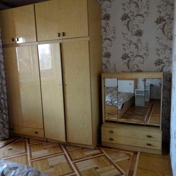 Антоновича, 4-к отличная раздельная квартира, метро Лыбедская центр