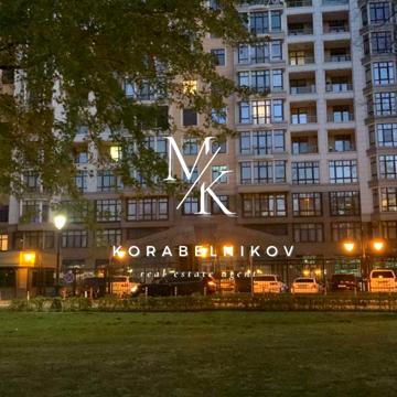 Михайла Грушевського вул., 9-А
