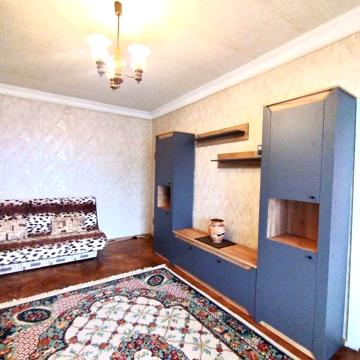 Микільсько-Ботанічна вул., 15/17