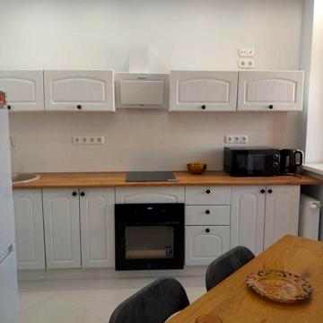 Оренда 2к квартири по вул. Вітянська, 2б Вишневе