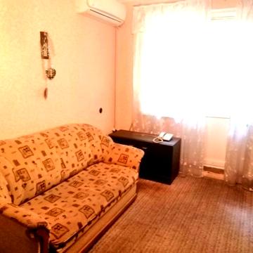 Продам 2комн квартиру пр. Б.Хмельницкого 12а пр.Поля