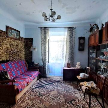 Оренда бюджетної 2 км. квартири (ТЦ Скриня)