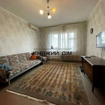 Ревуцького вул., 18-А