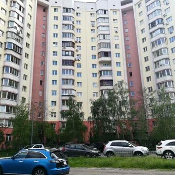 Продам велику 1 кімн переформатовану у 2 кімн кв м. Харківська,