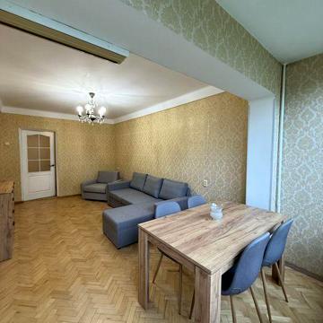 Бучми 7, Березняки, 10 хв ,м Лівобережна, поруч з озером Тельбін