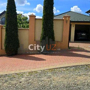 Продається будинок для великої родини