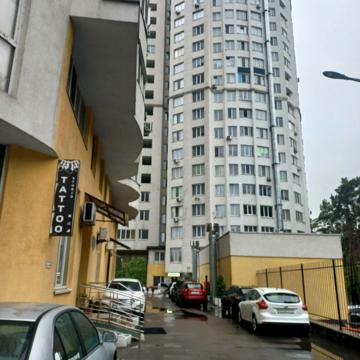 Світла вул., 3д