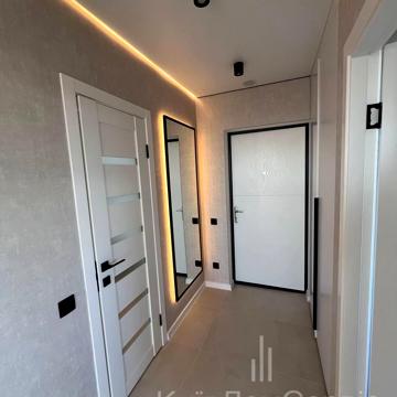 Металургів вул., 35