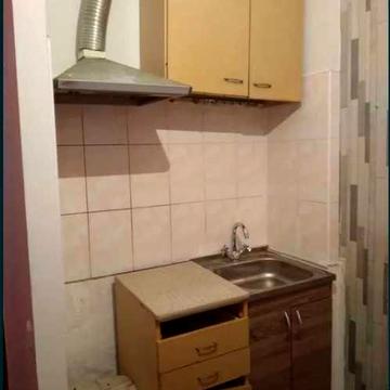 Продам 1-но кімнатну квартиру на 101- му мікрорайоні