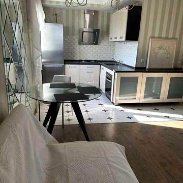 Довгострокова оренда 2к Квартира Слави бульвар