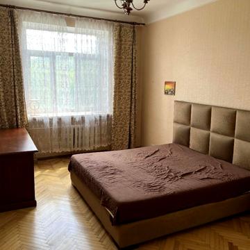 Голосіївський просп. (40-річчя Жовтня), 106/2