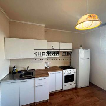 Балтійський пров., 5