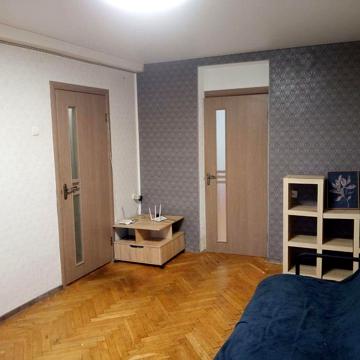 2х кімнатна квартира,  метро Шулявська
