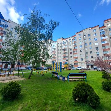 Зацепи вул., 3а