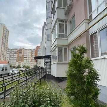 Продаж 3к Квартира Володимира Івасюка (Головка) вулиця ЖК ул. Головко, 21