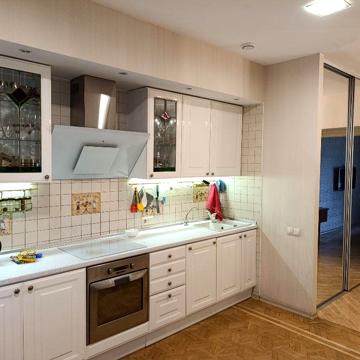 Продам 3 комнатную сталинку, холодная гора. NA