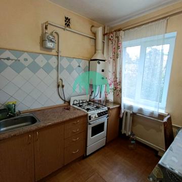 Бельведерська вул., 12