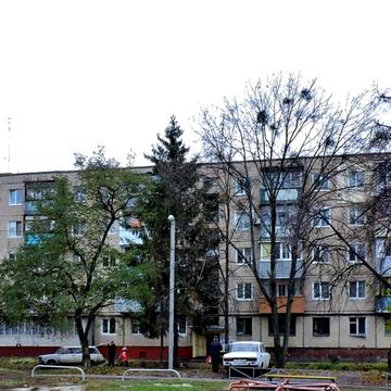 Садовий проїзд, 10