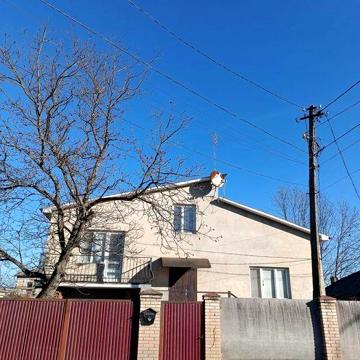 Продається будтнок зі всім в районі Шато