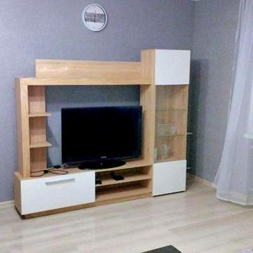Продам 1- комнатную квартиру в новом доме ж/м Красный  Камень