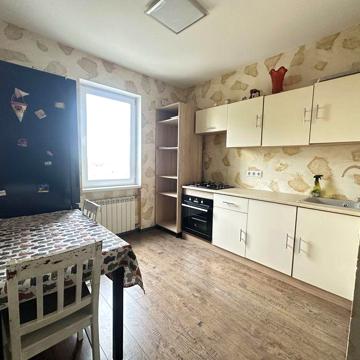 Без комісії Квартира в центрі Вишгорода з меблями та технікою