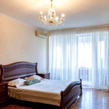 Оболонський просп., 22В