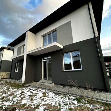 Продаж котеджу, спарка. БЕЗ КОМІСІЇ Право власності ! Зубра (155 м2)
