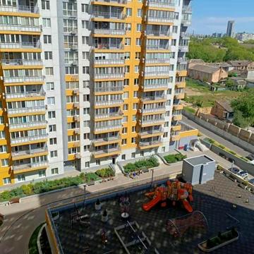 Михайлівська вул., 8