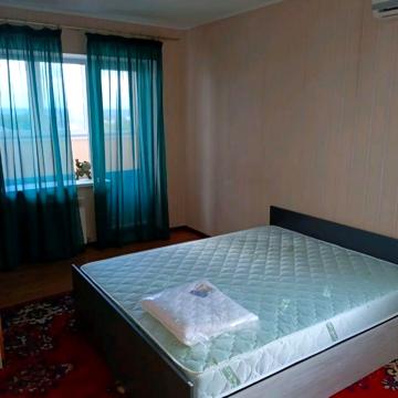 Аренда 1-кім.кв 45м,  5/6 Крюківщина Балукова 2-Б