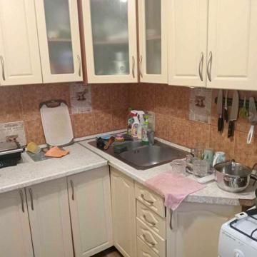 Продаємо 1-у кв.Кібальчича 21,Воскресенка,3 поверх,Сільпо,Єпіцентр