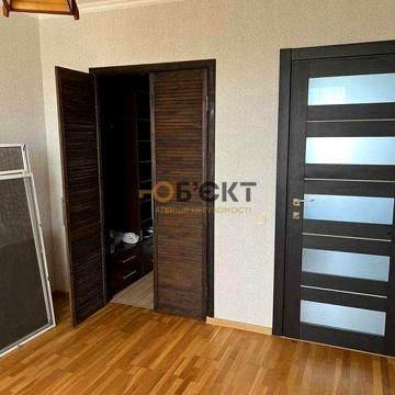 Продам квартиру 3х ком квартира . ст.м Студенчсекая/АК Павлова