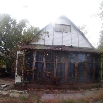 Продам дачу .В сторону Отрадного.Приветное Светанок