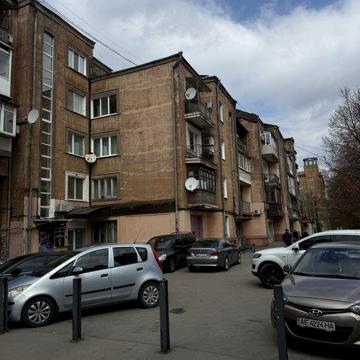 Продам 3к. кв. Жуковского (Левка Лукьяненко) 2б. Центр