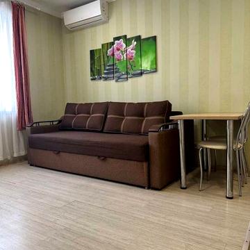 Оренда квартири, Черчилля 93, м. Лісова, Даринок