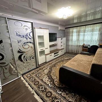 Продам срочно 2-комн. квартиру на Тире