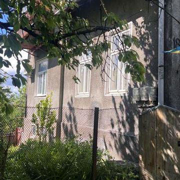 Продаж частини будинку