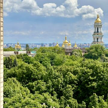 Михайла Омеляновича-Павленка вул. (Суворова), 11