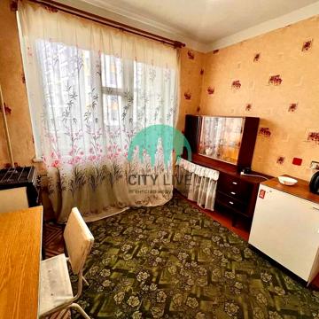 Пасічна вул., 12а