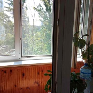 Оренда 2р. квартири в хорошому стані метро "Вокзальна"