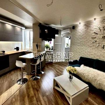 Продам 2 к.кв. - 71 м2, ЖК МАКЕЕВСКИЙ, пр. Гагарина, Одесская ЖК Макеевский
