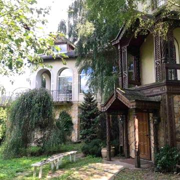Оренда будинку 1400м2 під офіс/пансіонат/посольства Голосієвський рн