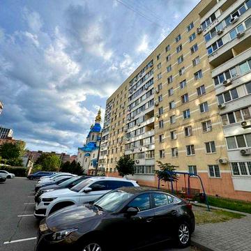 Продам 2к ж/м Победа, закрытый двор, парковка