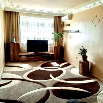 Продам 2 кім.кв.Салтівка 605м 33000у.е.Q