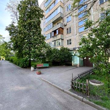 Продаж 3-к квартири Русанівка, метро Лівобережна, Шамо