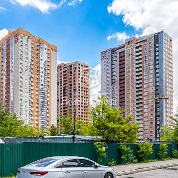 Бориса Гмирі вул., 32