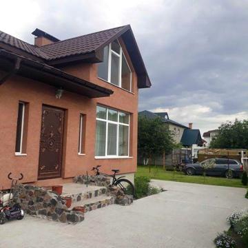 Оренда нового будинку на вул.Малиновій