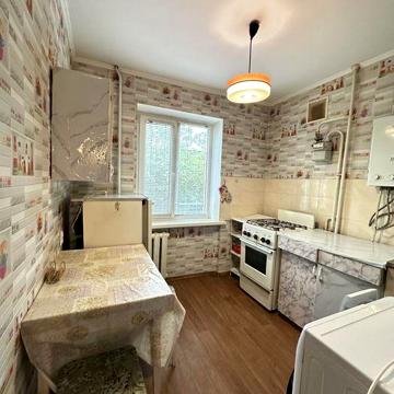 2 кімнатна, Фурманова 7000грн
