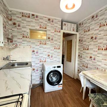 2 кімнатна, Фурманова 7000грн